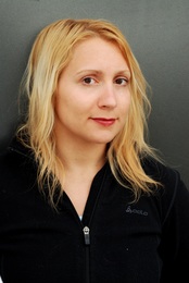 Josephine Raschke - Schauspielerin, Sängerin, Synchronschauspielerin ...