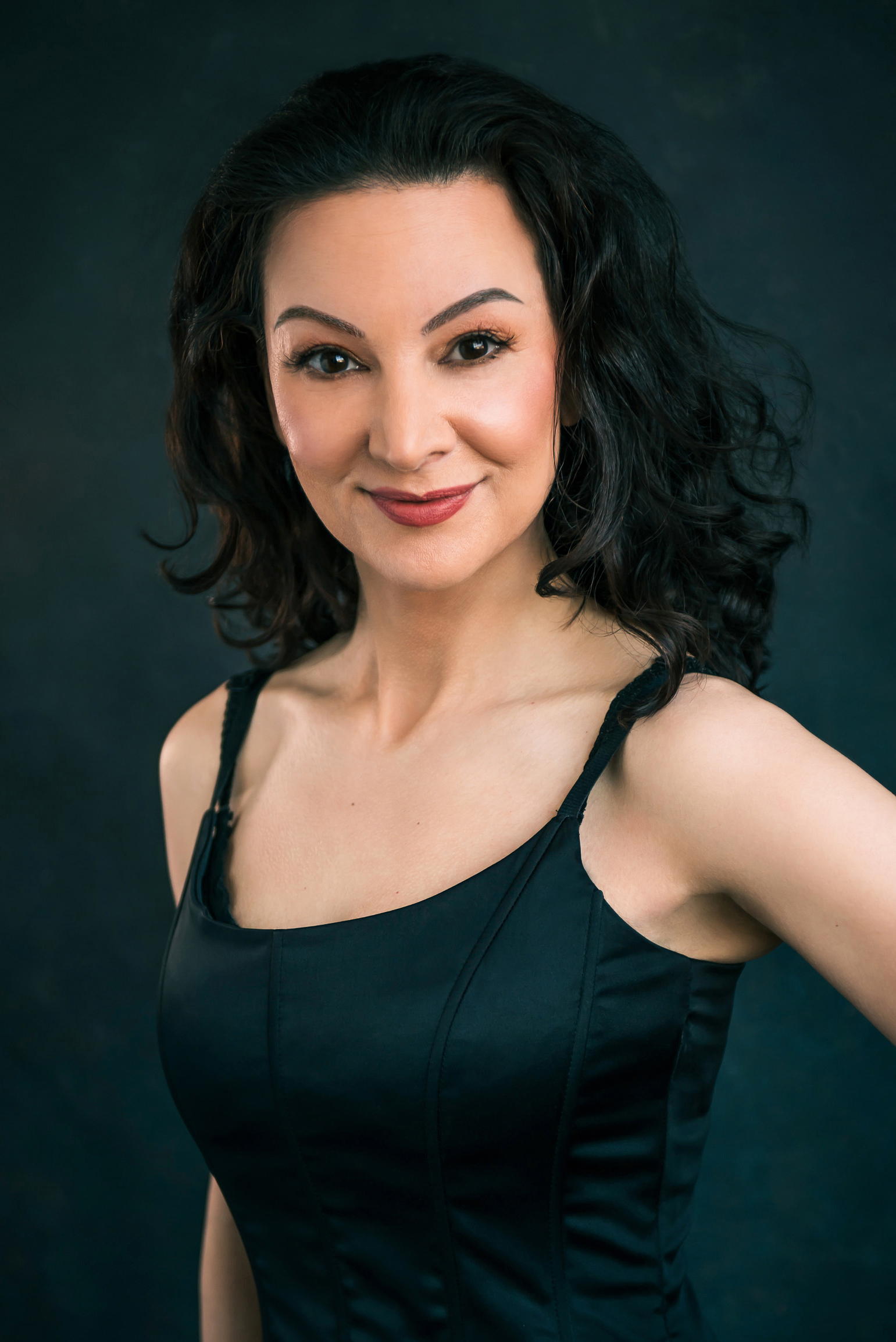 Inès Naves Schauspielerin, Synchronschauspielerin CASTFORWARD e