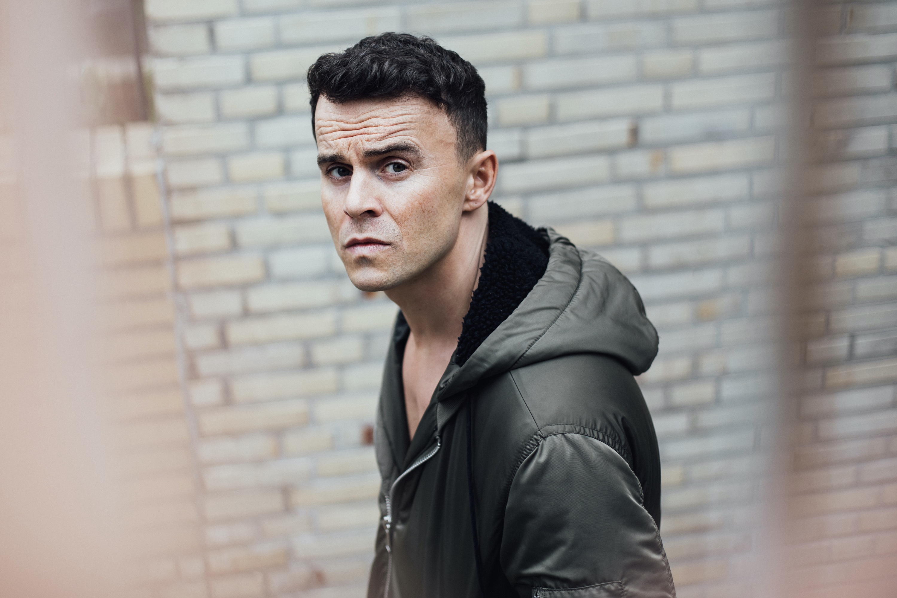 Robert Knorr Schauspieler, Sänger, Tänzer, Synchronschauspieler