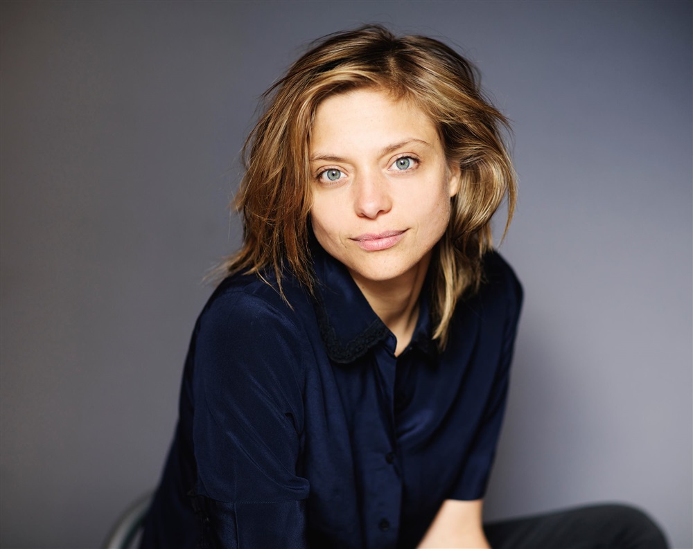 Lizzie Brochere Schauspielerin CASTFORWARD eTALENTA