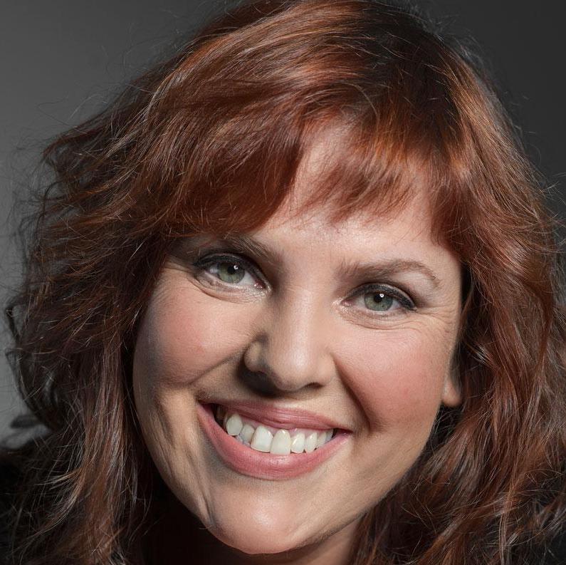 Carla Vasconcelos Schauspielerin, Comedian, Regisseurin, Moderatorin