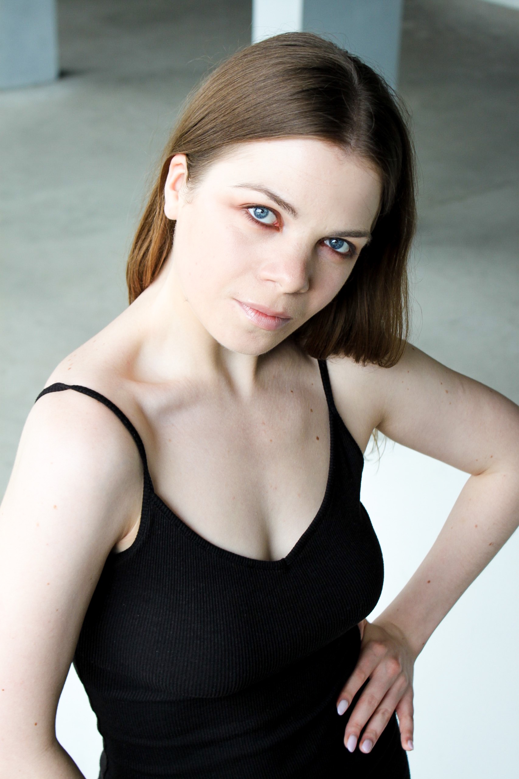 Novosibirskdagi nudistlar Yalangoch xizmatkorning surati