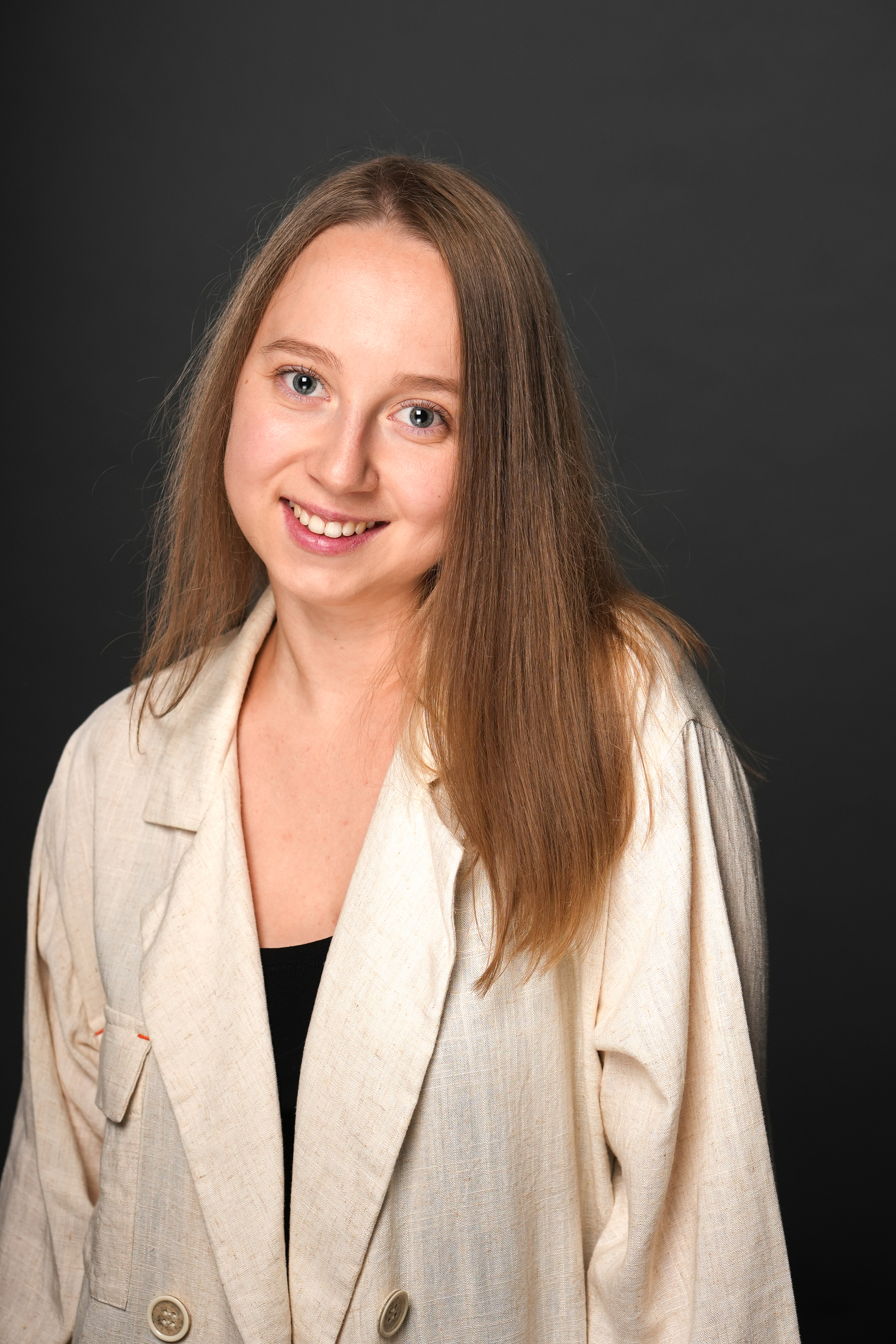 Anna Sbitnaya hq porno Kristen Bell bilan porno